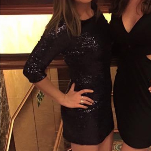 Navy sequened bodycon dress 😍 - Picture 6 of 6